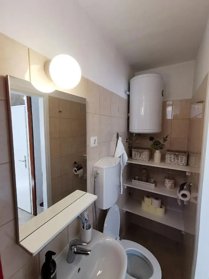 Authentic Apt In Stone House At The Top Location Split Apartment